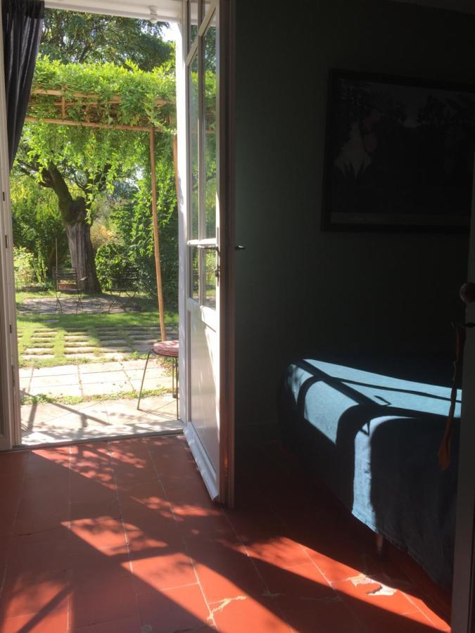 Damechouette Bed & Breakfast Pujols  Exterior photo